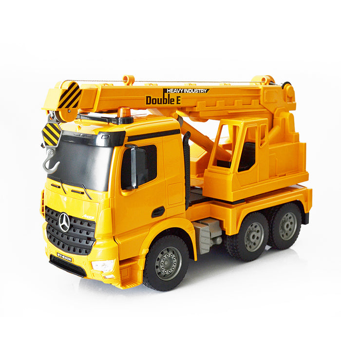 RC Mercedes Benz Truck with extendable Crane at front (Yellow)